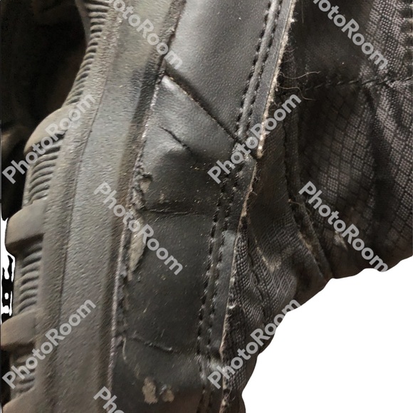 Black Kids Winter Boots - Picture 4 of 4